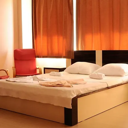 Apart Otel Mina 3*