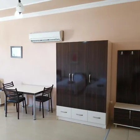 Mina Kundu
