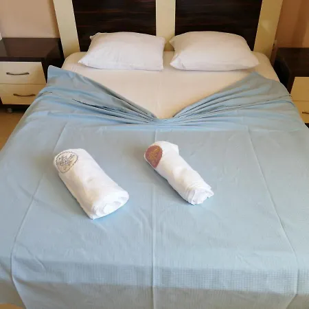 Aparthotel Mina