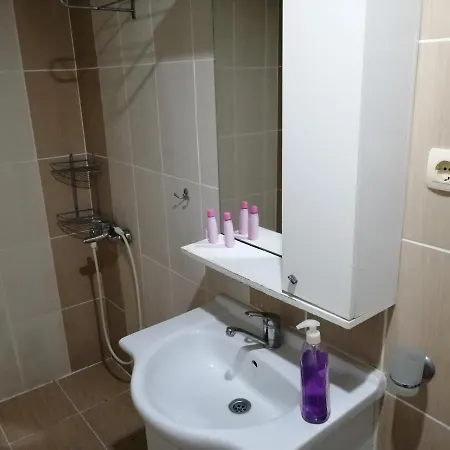 Hotel apartamentowy Mina Kundu